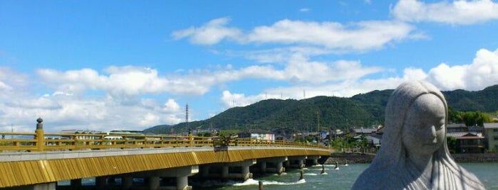 Uji bridge is one of いろんな橋梁.