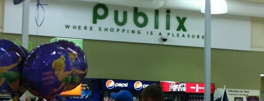 Publix is one of Supermercados.