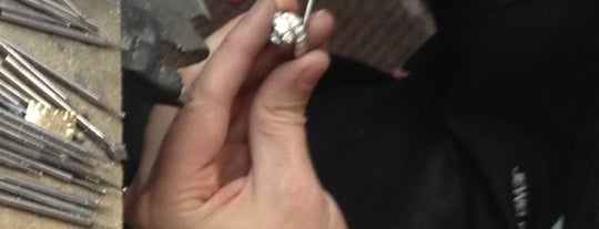 Jewelfire Diamonds is one of Posti che sono piaciuti a Wendy.