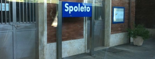 Stazione Spoleto is one of Tempat yang Disukai Isabella.