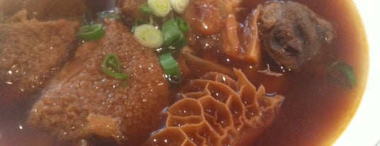 Chef Hung Taiwanese Beef Noodle 洪師父牛肉麵 is one of Favourite restaurants.