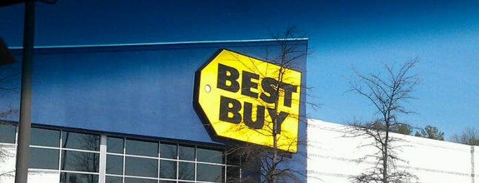 Best Buy is one of Lugares favoritos de Chester.