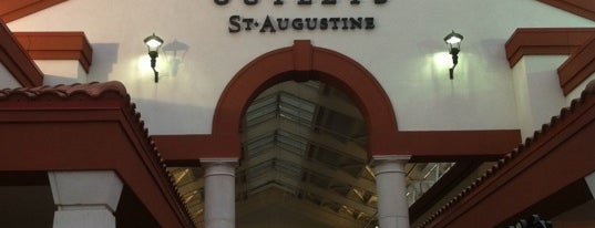 St. Augustine Outlets is one of Lugares favoritos de Kate.