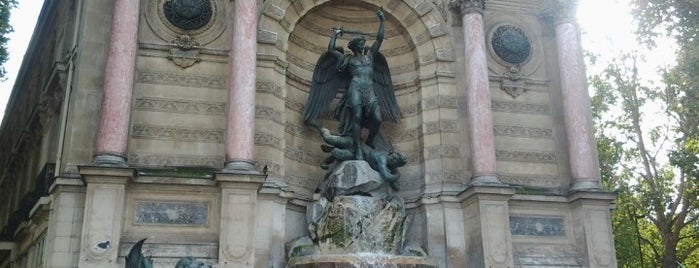 Plaza de Saint Michel is one of Best of Paris.