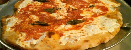 Grimaldi's Pizzeria is one of Brooklyn.