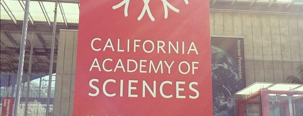 California Academy of Sciences is one of Best spots of sunny SanFrancisco, CA!.