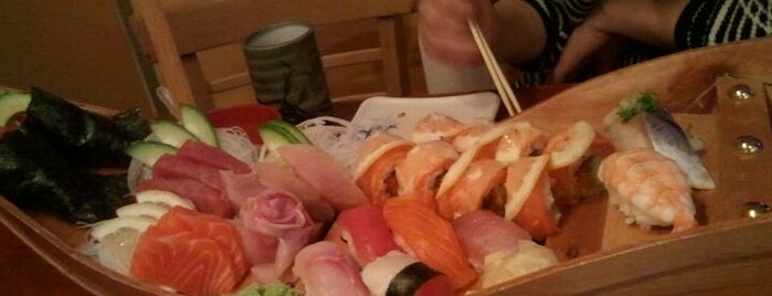 Nara Sushi is one of Lugares favoritos de Kevin.