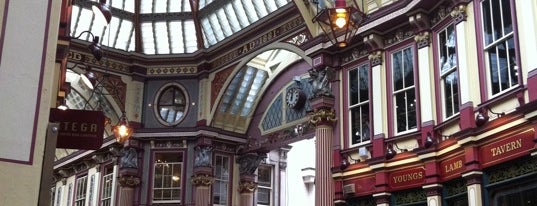 Leadenhall Market is one of Harry Potter locations.