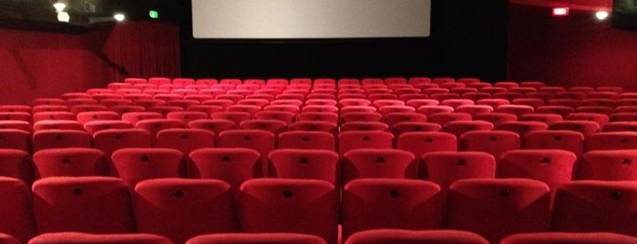 Cinema Principe is one of Locais curtidos por Eléonore.