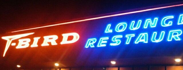 T-Bird Lounge & Restaurant is one of Lizzie : понравившиеся места.