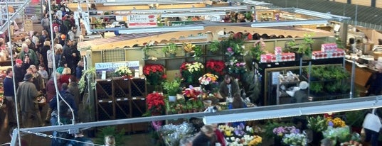 Halifax Seaport Farmers' Market is one of Dalhousie #4sqBucketList.