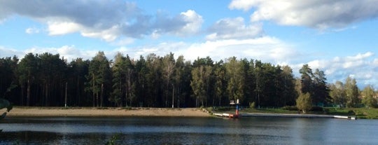 Южное озеро is one of Tempat yang Disukai Liza.