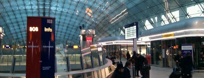 Frankfurt (Main) Flughafen Fernbahnhof is one of DB ICE-Bahnhöfe.