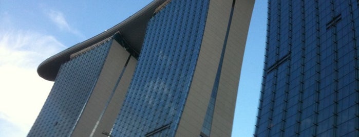 Marina Bay Sands Casino is one of いいね！.