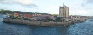 Water Fort is one of Must-visit Forts in Willemstad #4sqCities.
