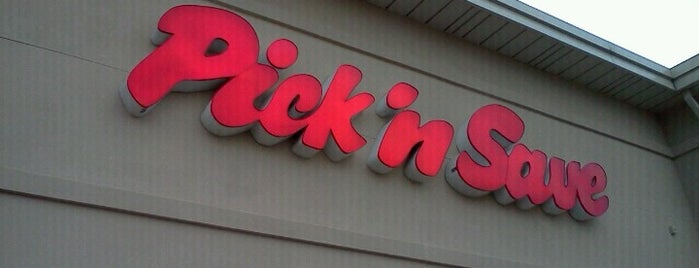 Pick 'n Save is one of Locais curtidos por Shyloh.