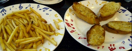 Cafe Piano is one of Kim's Choice: Good food in Ahmedabad.