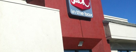 Jack in the Box is one of Lugares favoritos de Ms. Treecey Treece.