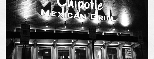 Chipotle Mexican Grill is one of Tempat yang Disukai Josh.