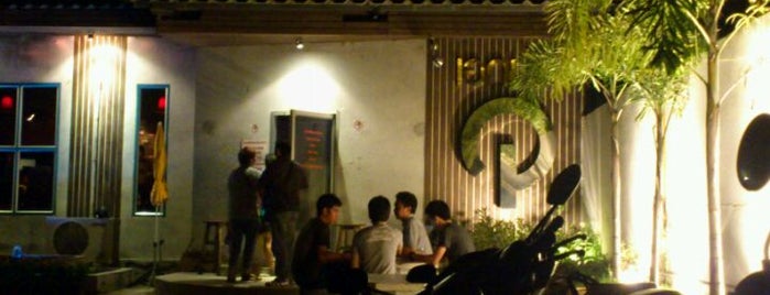 Ekkamai Pub & Restaurant is one of Korat Nightlife - ราตรีนี้ที่โคราช.