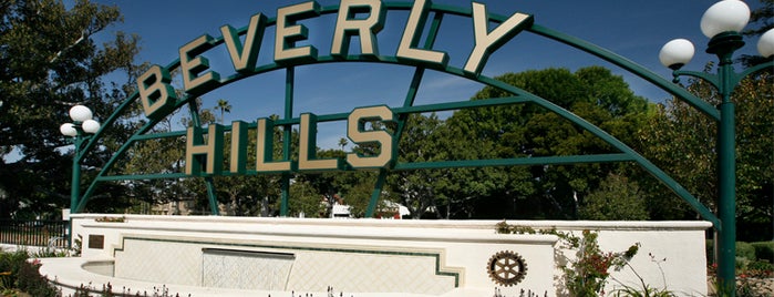 Beverly Gardens Park is one of Beverly Hills Parks.