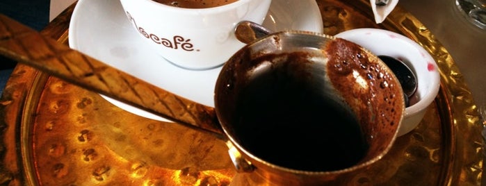 Flocafe is one of Must-visit Cafés in Πειραιάς.