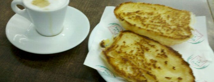 Padaria La Plaza is one of Bakeries, Coffee Shops & Breakfast Places.