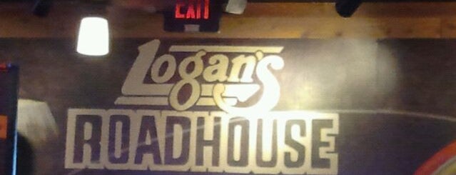 Logan's Roadhouse is one of Randy'ın Beğendiği Mekanlar.