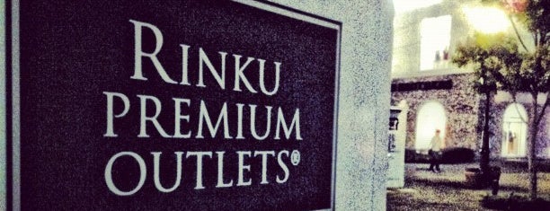Rinku Premium Outlets is one of Orte, die Terry ¯\_(ツ)_/¯ gefallen.