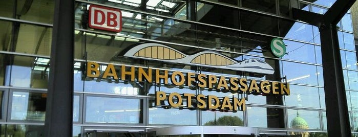 Potsdam Hauptbahnhof is one of Bahnhöfe DB.