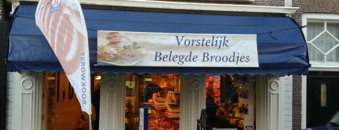 Slagerij Spronk, Monnickendam is one of Tempat yang Disukai Bernard.