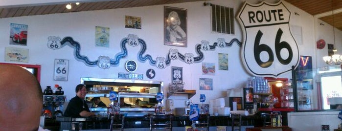 Great Scotts Eatery is one of Momo : понравившиеся места.