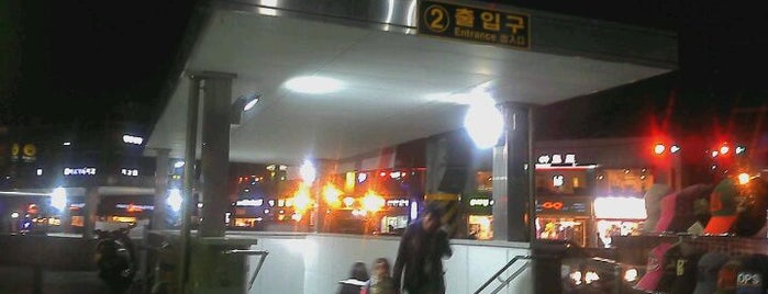 Sangwangsimni Stn. is one of Subway Stations in Seoul(line1~4 & DX).