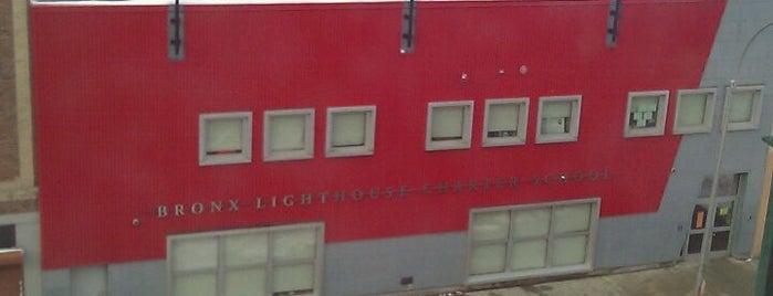 Bronx Lighthouse is one of Kimmieさんの保存済みスポット.