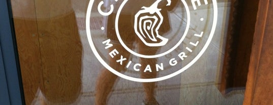 Chipotle Mexican Grill is one of Locais curtidos por Brittany.