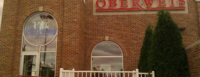 Oberweis Dairy is one of สถานที่ที่ Chris ถูกใจ.