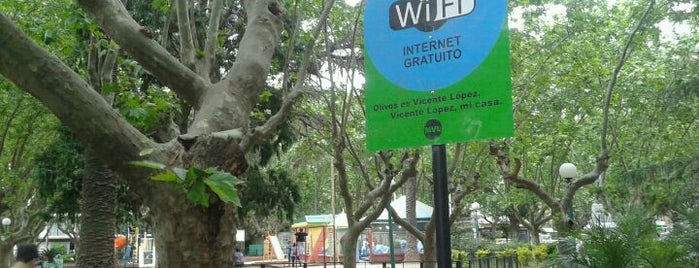 Plaza Vicente López y Planes is one of Mi barrio.