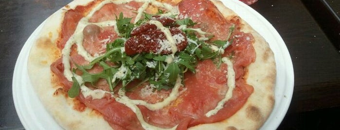 Pizzeria Stefano's is one of Posti che sono piaciuti a Belinda.