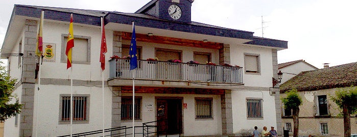 Ayuntamiento de Buitrago de Lozoya is one of Ayuntamientos Bebuzianos.