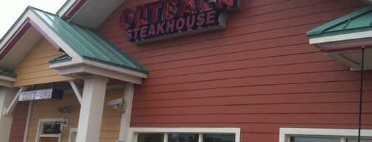 Outback Steakhouse is one of Haluk 님이 좋아한 장소.