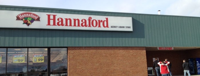 Hannaford Supermarket is one of Places I Like.