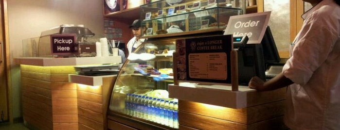The Coffee Bean & Tea Leaf is one of Places for Chocolate Lovers in Pune.