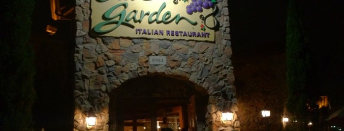 Olive Garden is one of Orlando Places.