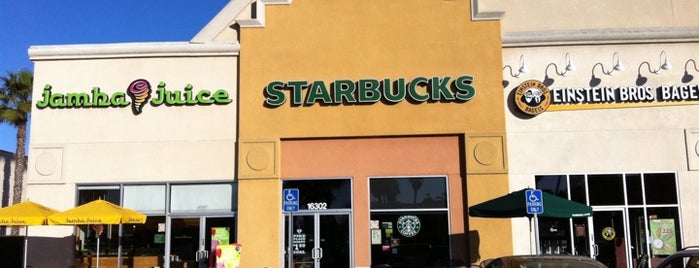 Starbucks is one of Tempat yang Disukai Robert.
