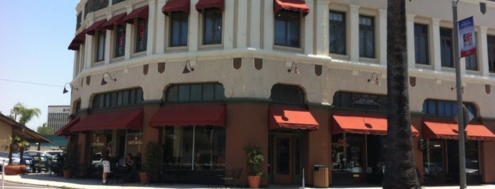 Café Royale is one of Amy's To-Do List Redlands.