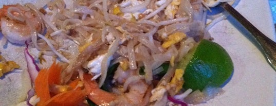 Lemon Grass Thai Cuisine is one of I've eaten at: (♡´ω`♡).