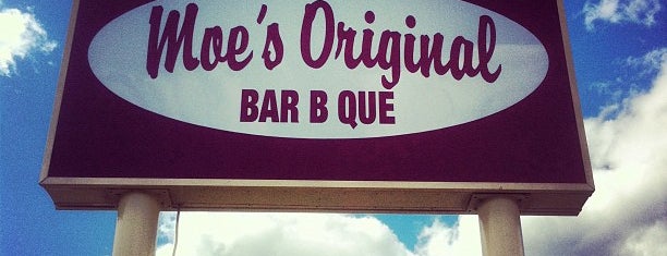 Moe's Original Bar B Que is one of Dana 님이 좋아한 장소.