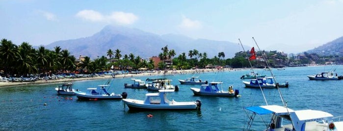 Puerto De Zihuatanejo, Gro. is one of Locais curtidos por Sergio M. 🇲🇽🇧🇷🇱🇷.
