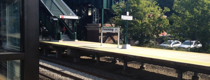 Metro North - Ossining Train Station is one of สถานที่ที่ Jeeleighanne ถูกใจ.