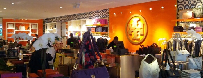 Tory Burch - Outlet is one of Locais curtidos por Carissa.